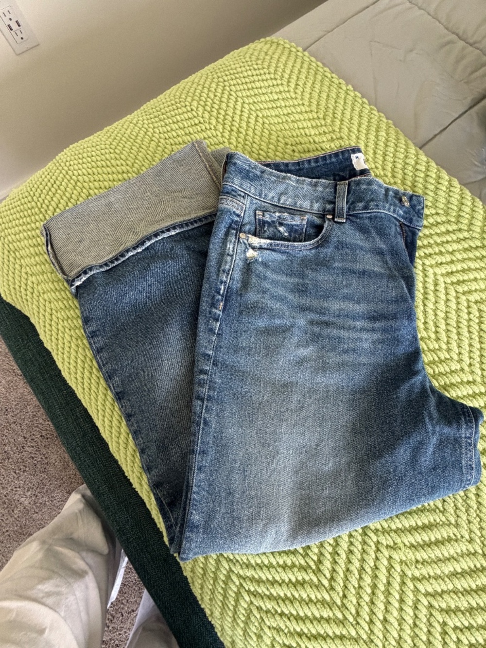 Paige 'Sasha' Cuffed Jeans 32 - image 1